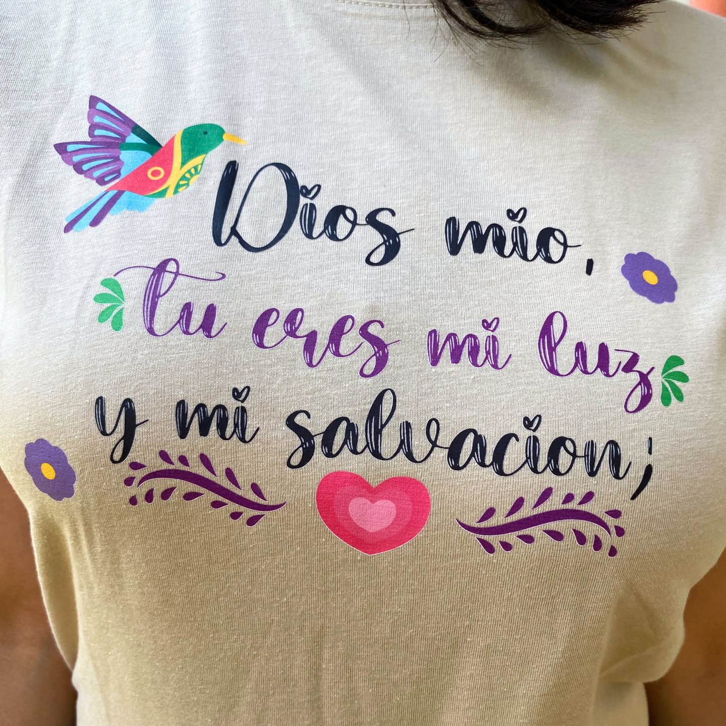 Camiseta Dios mio, tu eres mi luz y mi salvación.