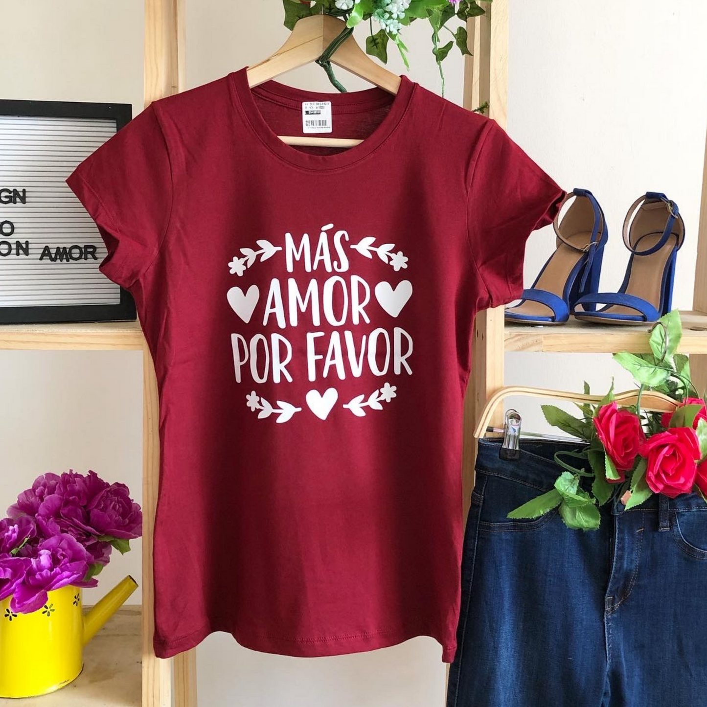 Camiseta más amor por favor